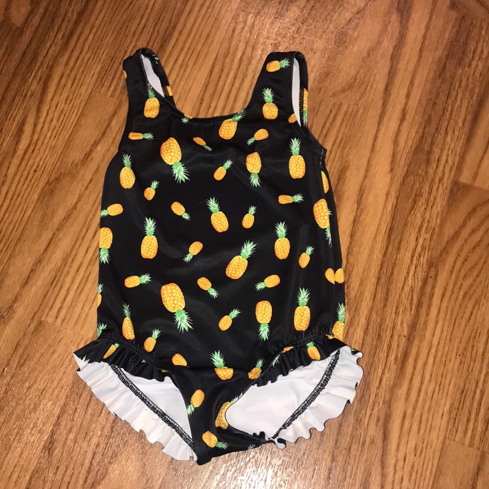 🍍One piece toddler pineapple swimsuit 🍍